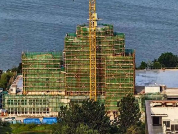 沪深股票配资 新航母是核动力吗？武汉航母楼改建，包含关键讯息